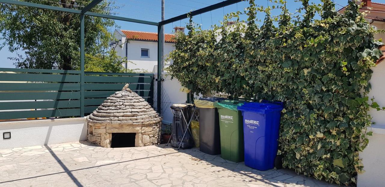 Guest House Bizjak Vinkuran Exterior photo