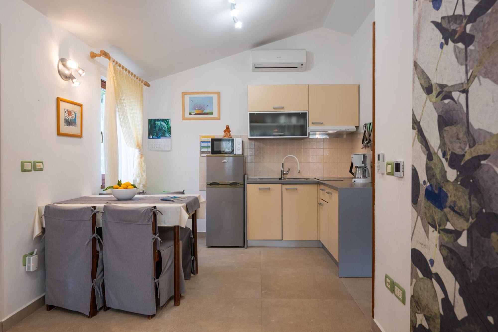 Guest House Bizjak Vinkuran Exterior photo
